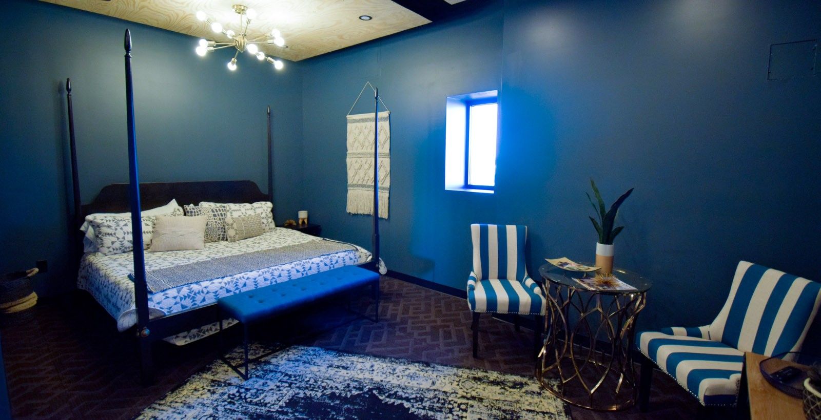 Indigo Pass Middletown Guest Room